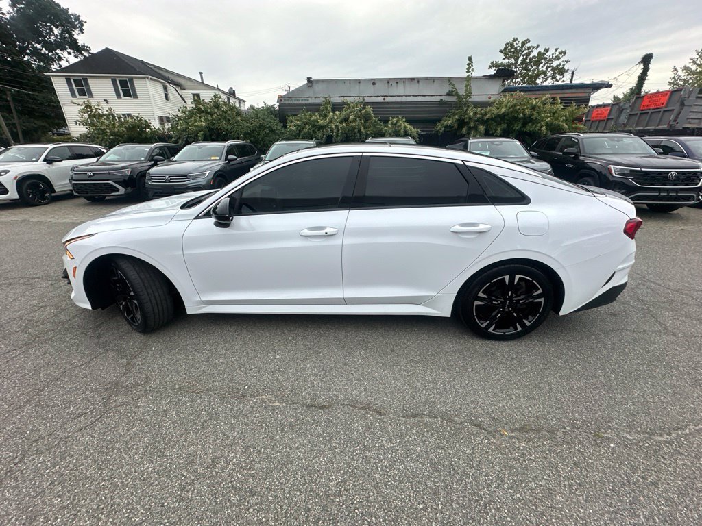 Certified Used 2023 White Kia GT-Line image 3