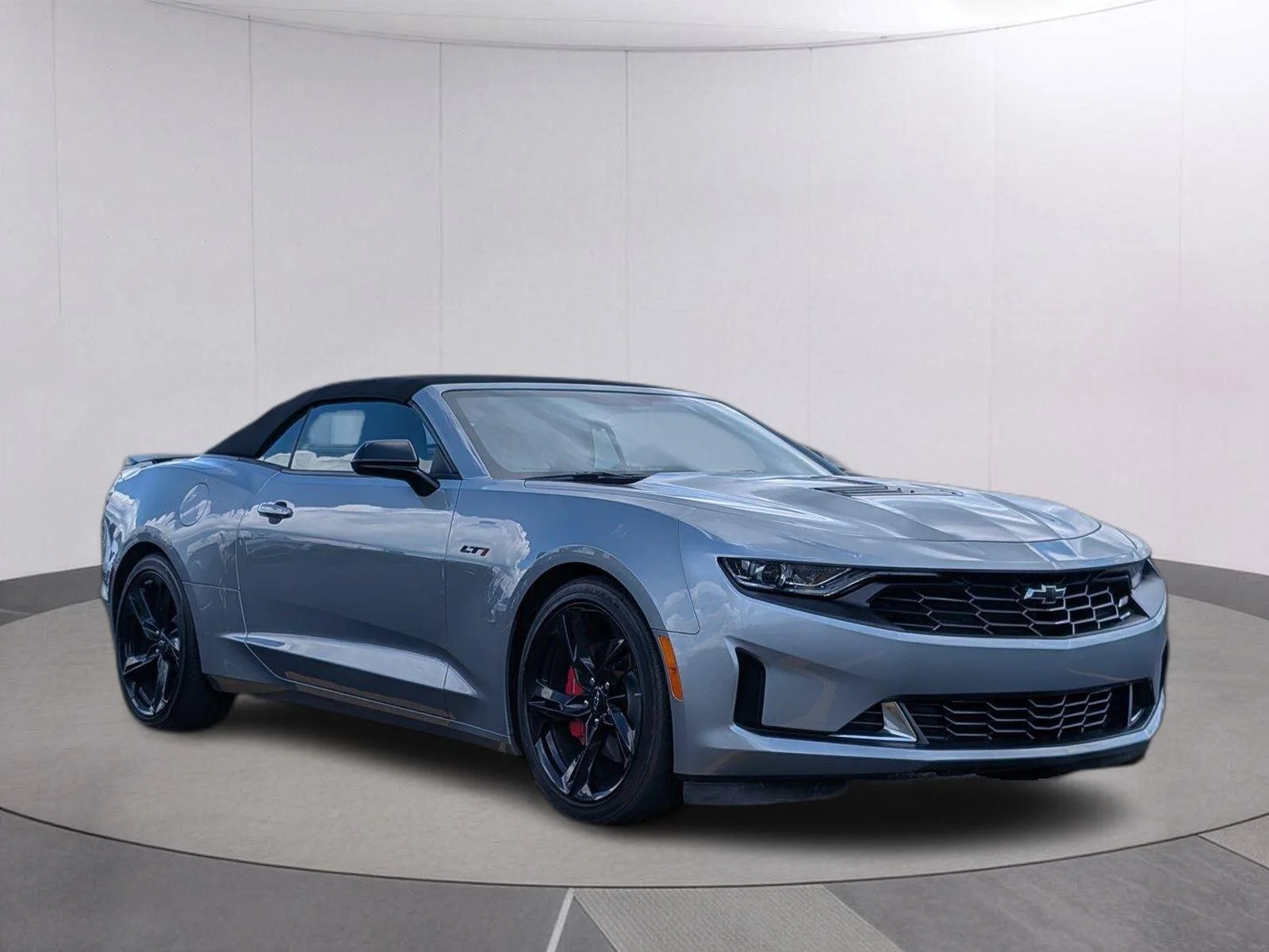 Used 2023 Sharkskin Metallic Chevrolet LT1 image 9