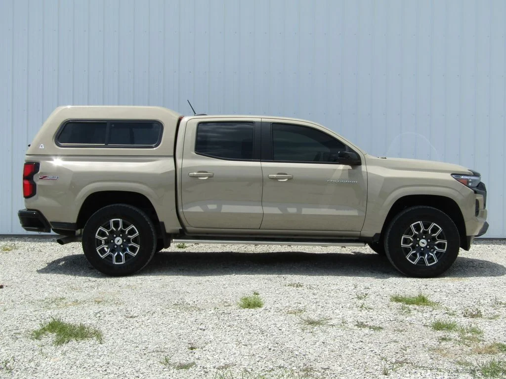 Used 2023 Beige Chevrolet Z71 image 2
