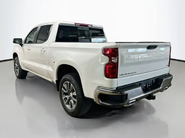2026 Chevrolet Silverado 1500 LT - Photo 10