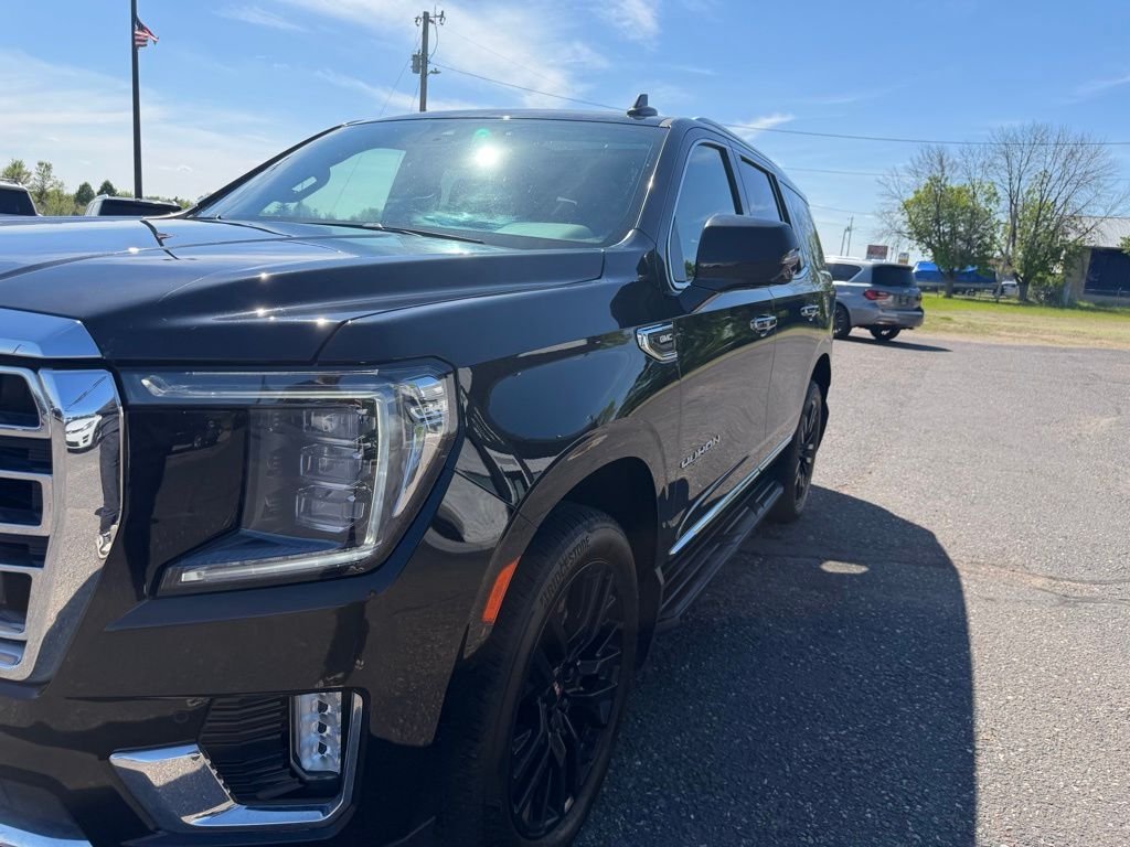 Used 2023  GMC SLT image 15