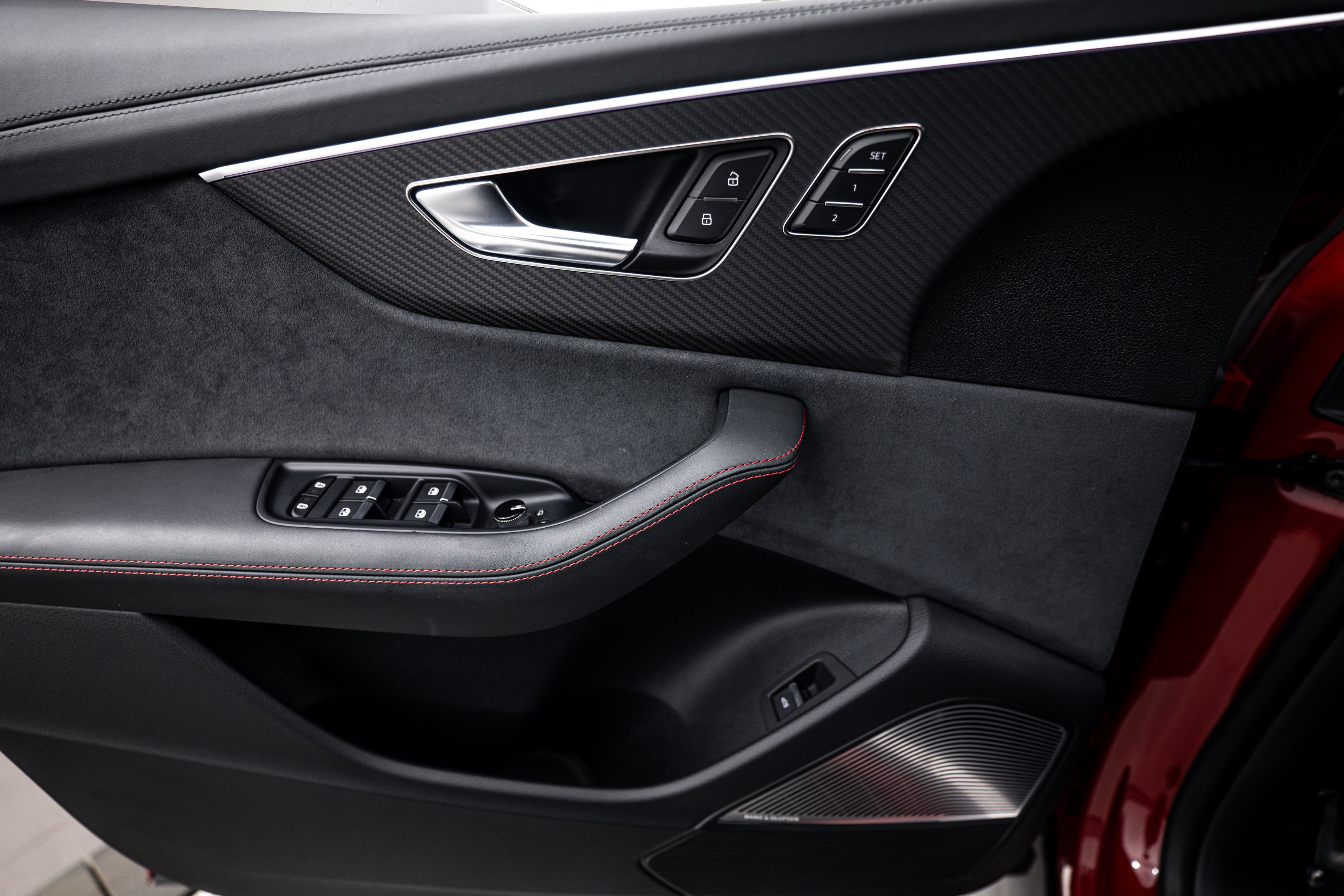 2025 Audi RS Q8 Base - Photo 17