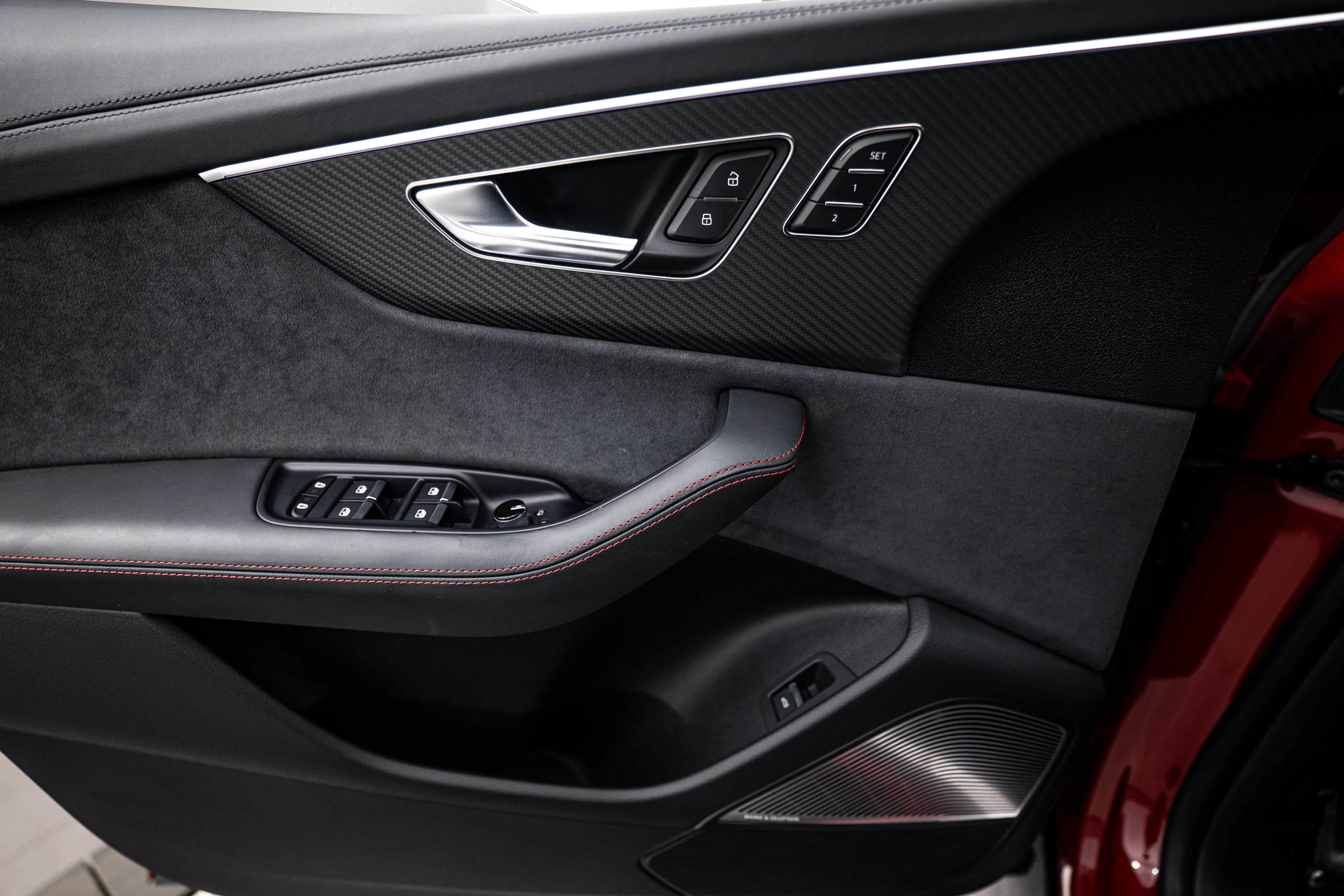 2025 Audi RS Q8 Base - Photo 17