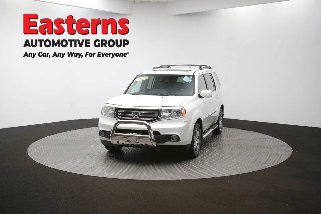 Used 2014 White Honda Touring image 52