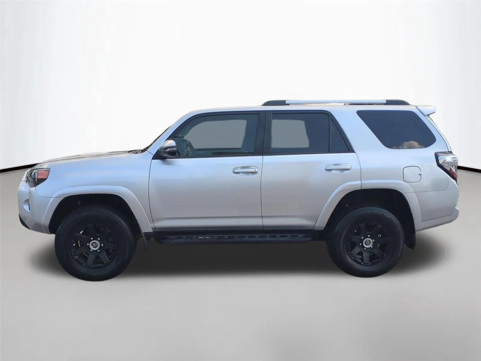 Used 2018 Classic Silver Metallic Toyota TRD Off-Road Premium image 2