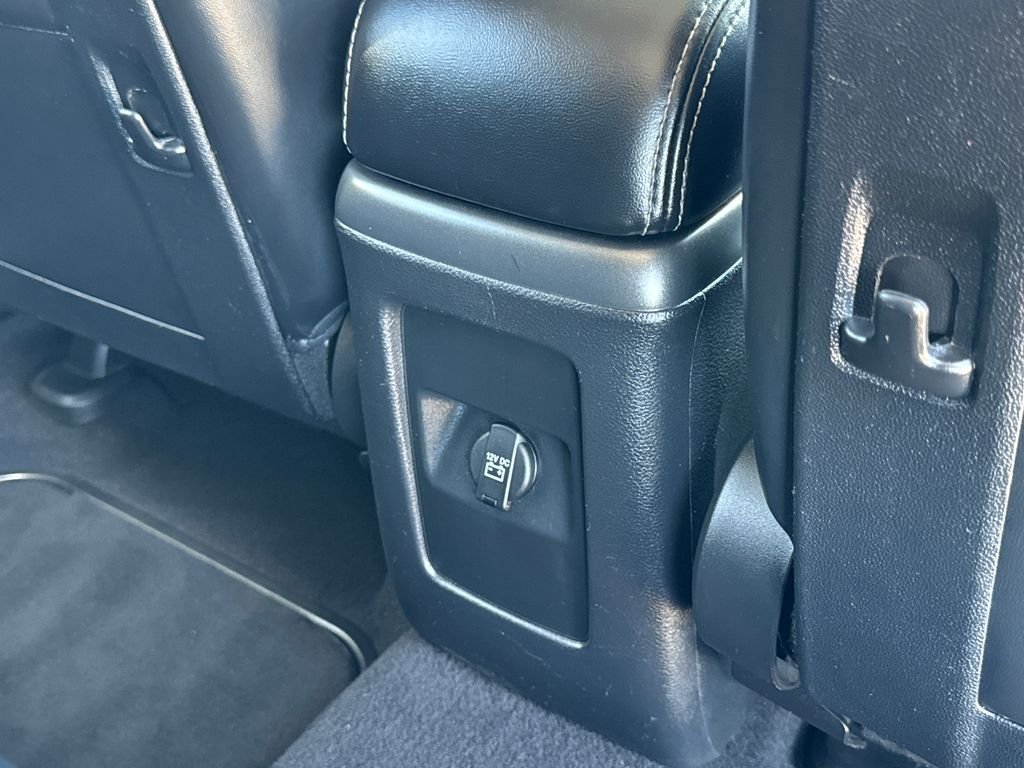 Used 2020 Silver Dodge Crossroad image 16