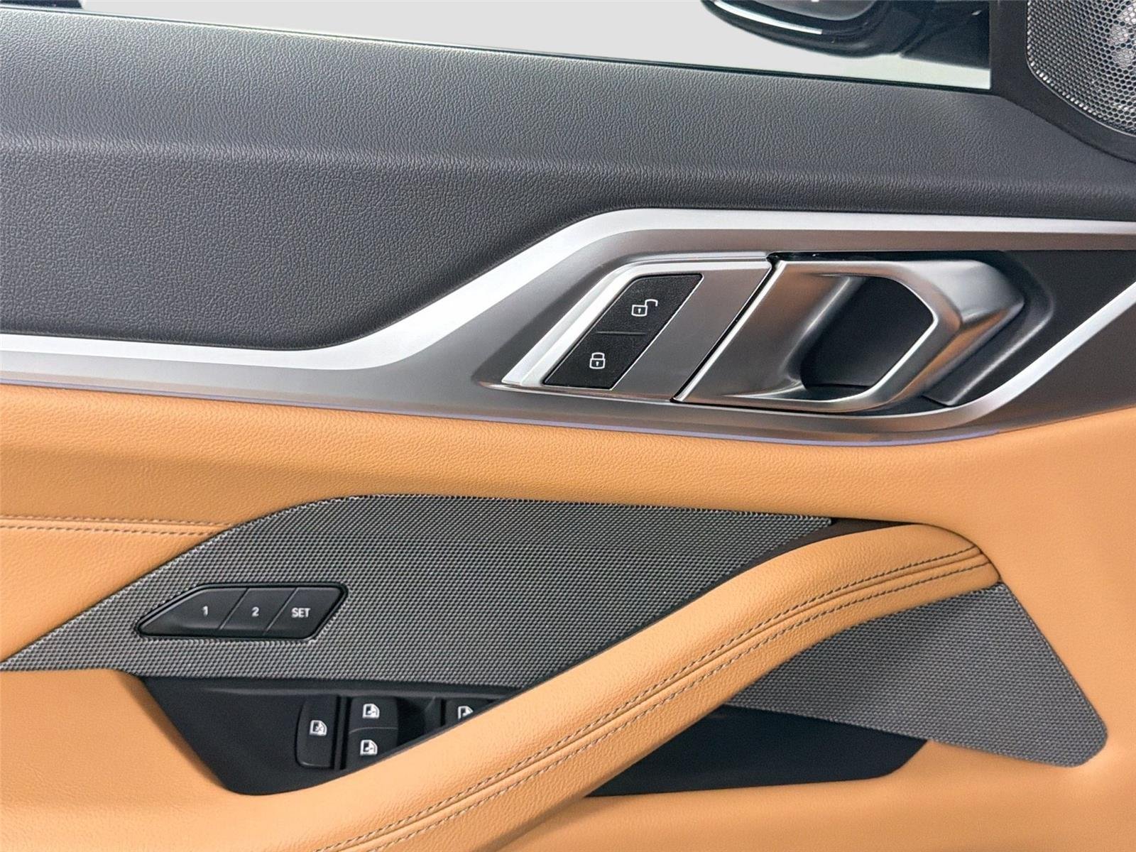 New 2026 Brooklyn Grey Metallic BMW xDrive40 image 18