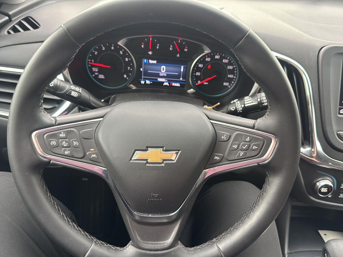 Used 2024 Summit White Chevrolet LT image 2