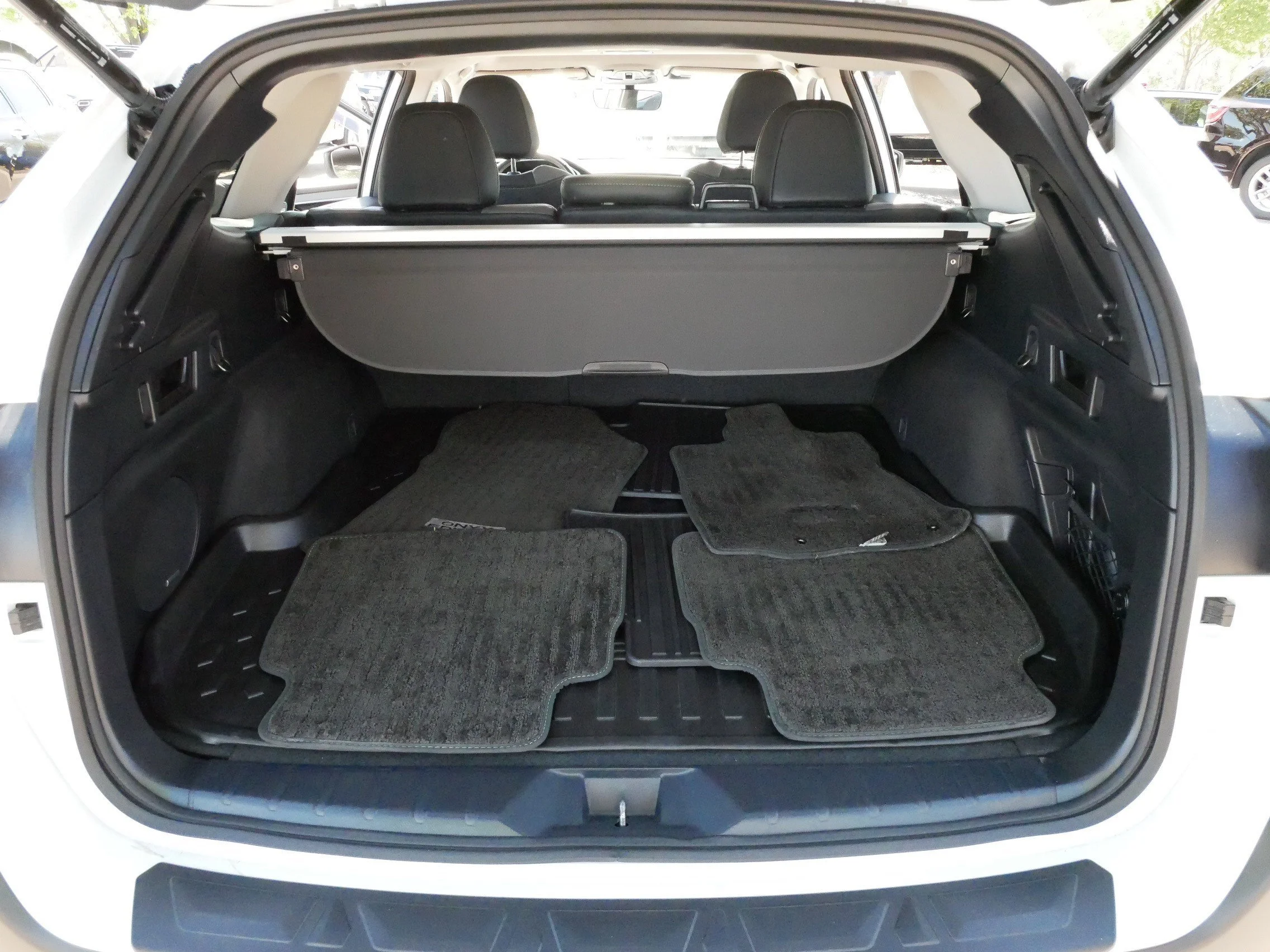 Used 2024 Crystal White Pearl Subaru Onyx Edition XT image 18