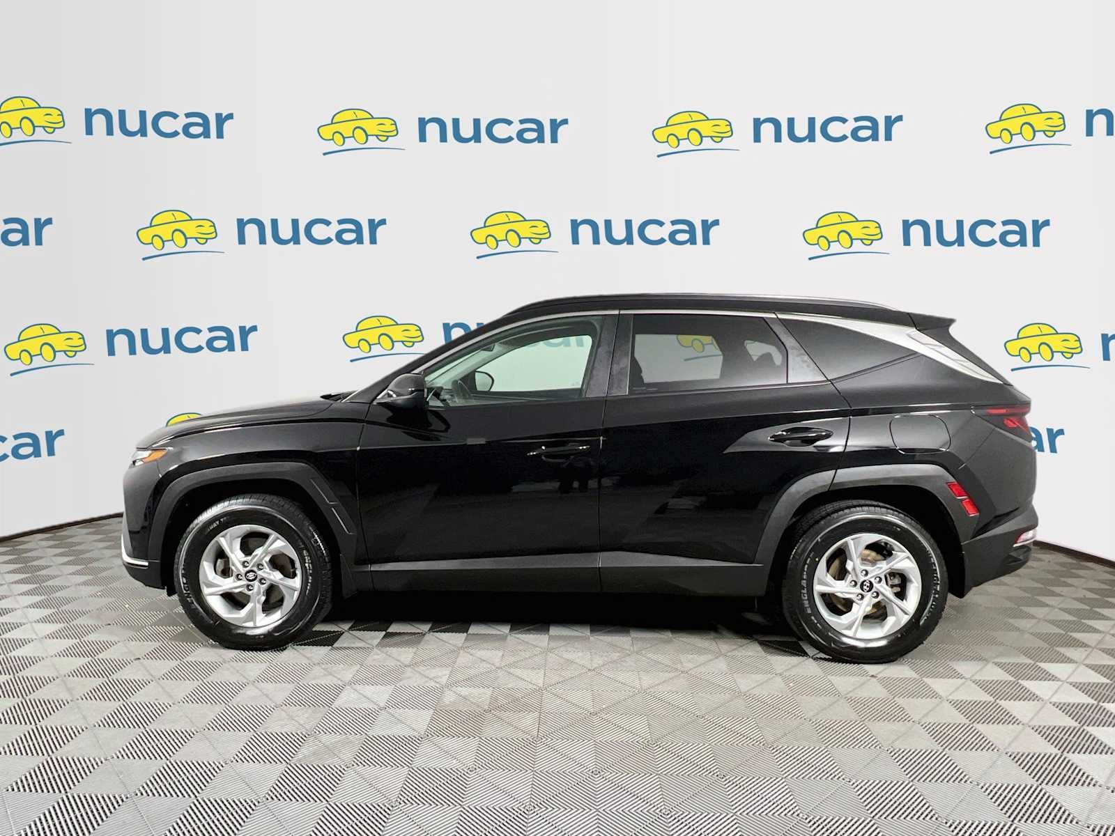 Used 2024 Black Pearl Hyundai SEL image 4