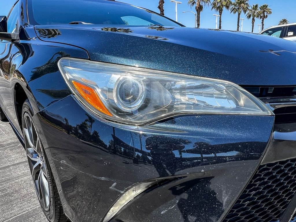 Used 2017 Gray Toyota XSE image 7
