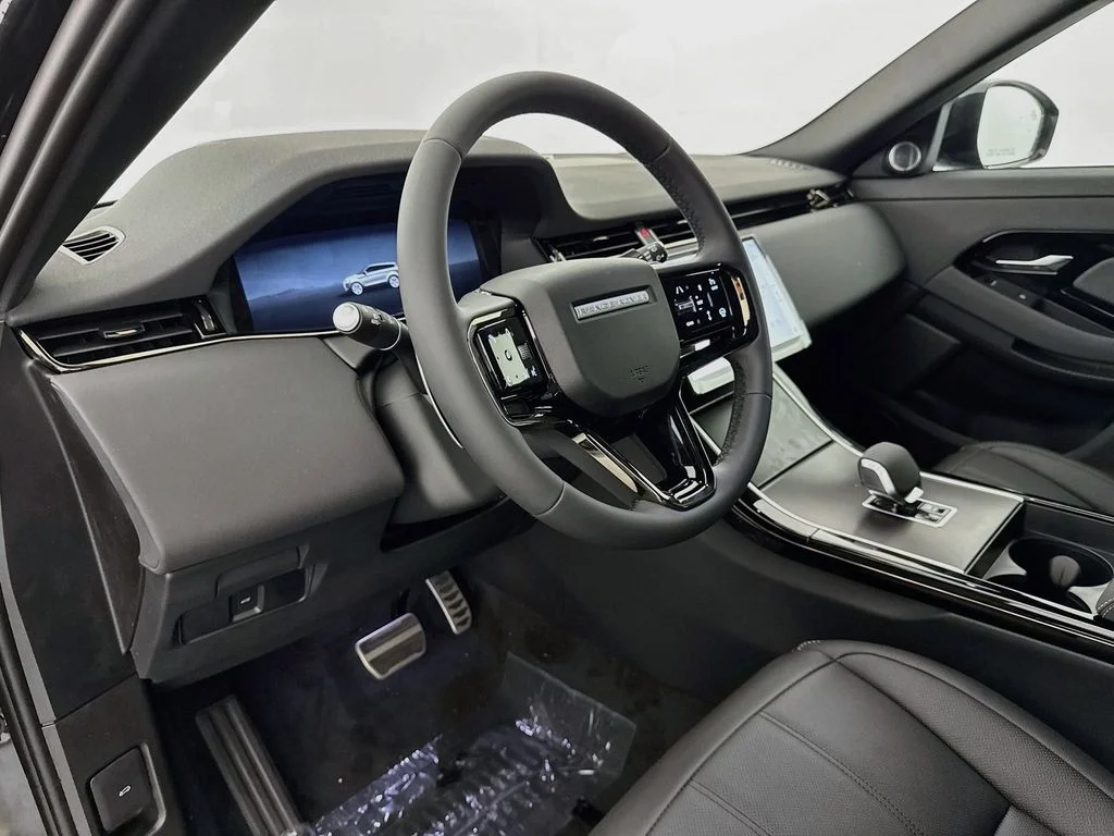 New 2026 Carpathian Grey Land Rover Hoxton Edition image 9