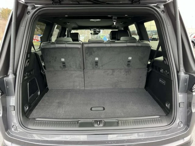 New 2026 Baltic-Gray Metallic Clear-Coat Exterior Paint Jeep Limited Altitude image 19
