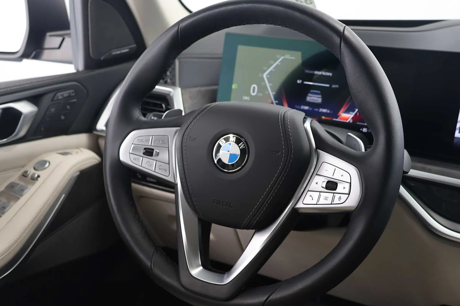 Certified Used 2025 Mineral White Metallic BMW xDrive40i image 26