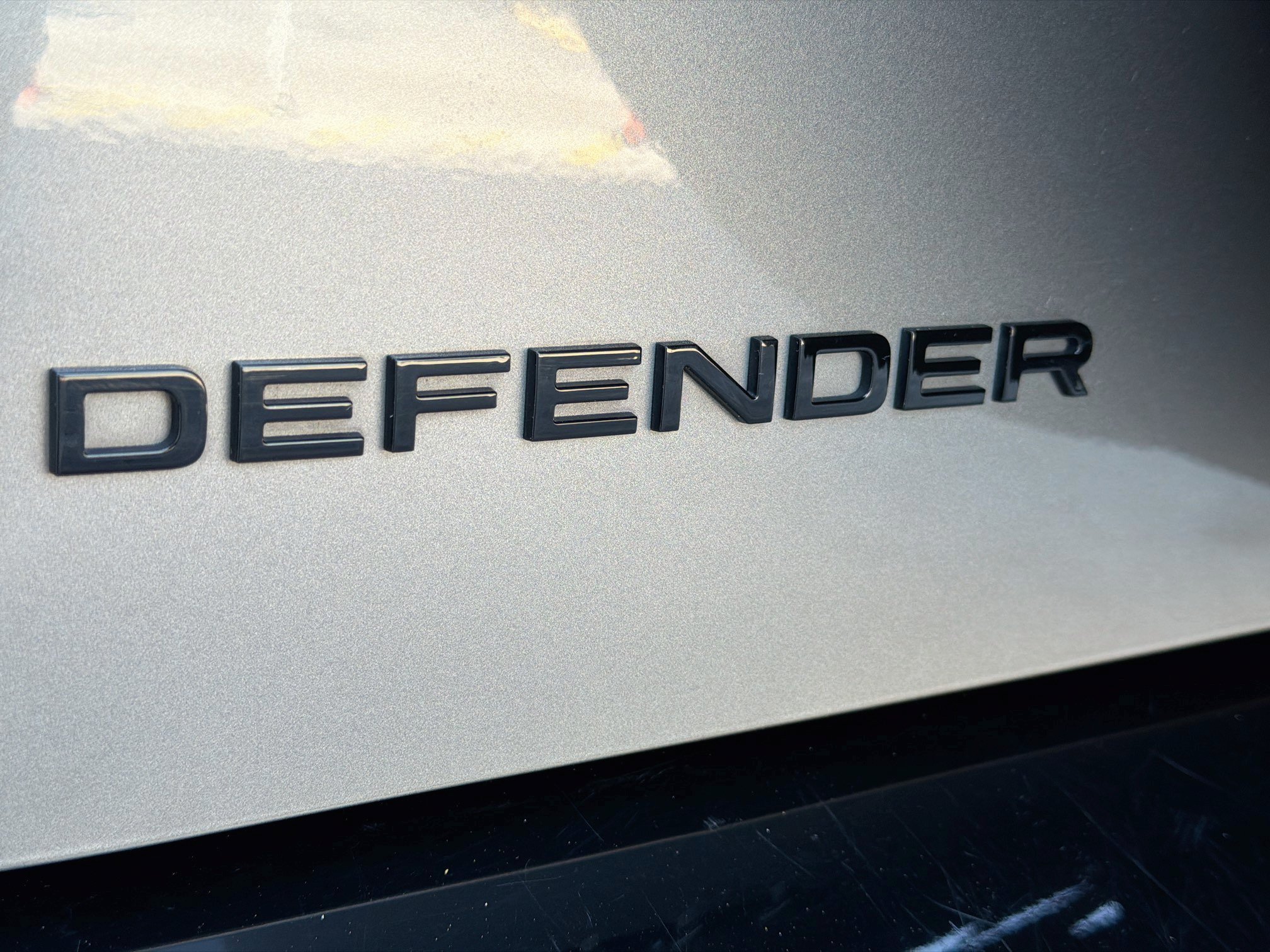 Used 2023 Silicon Silver Premium Metallic Land Rover X image 11