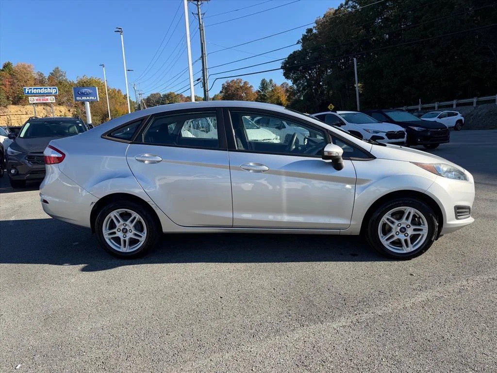 Used 2018 Silver Ford SE image 14