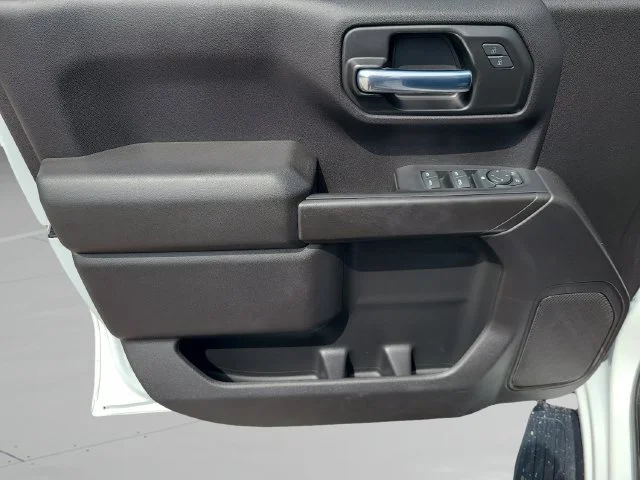 Used 2024 Summit White Chevrolet Custom Trail Boss image 21