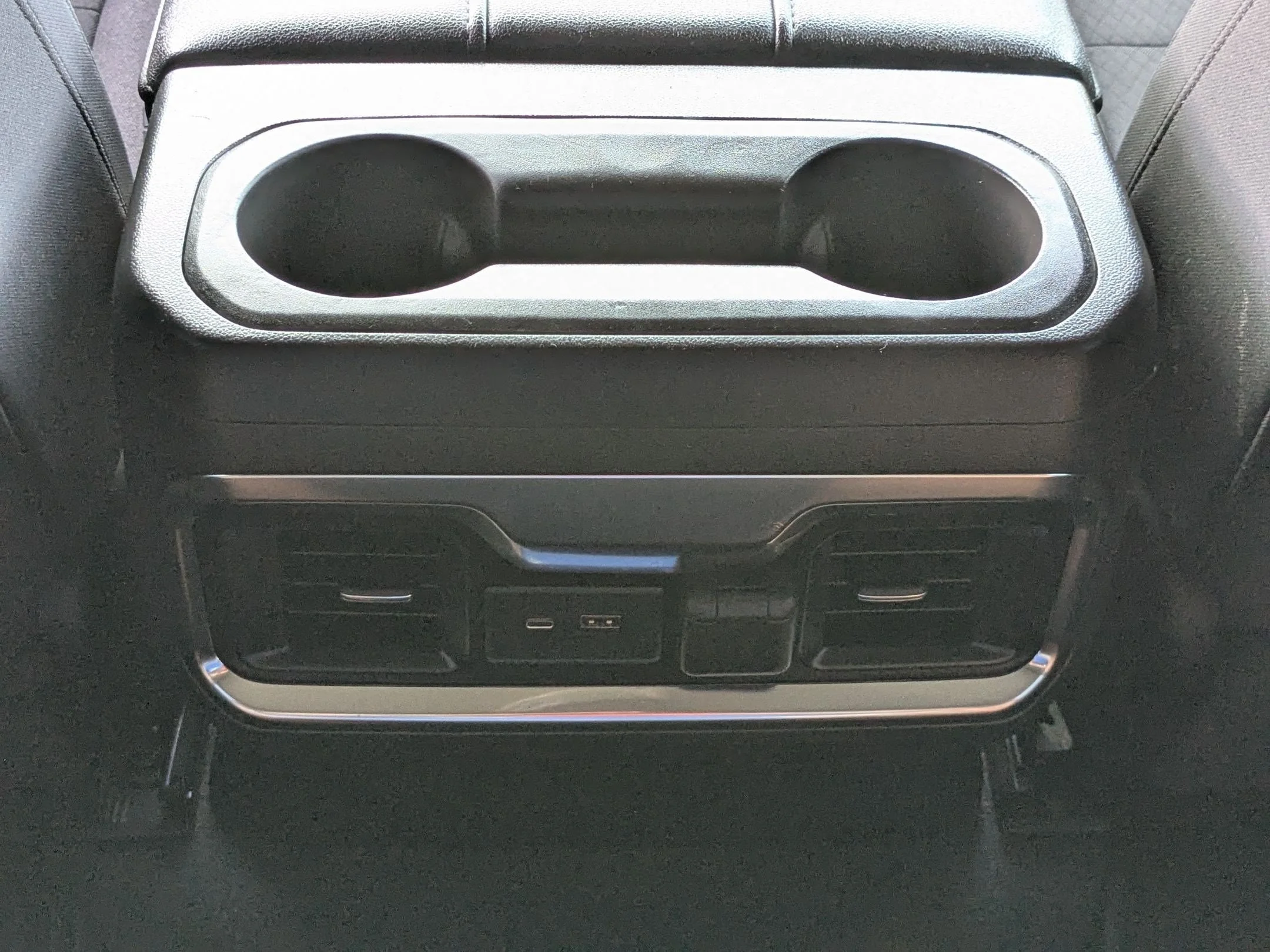 Used 2021 Quicksilver Metallic GMC Elevation image 30
