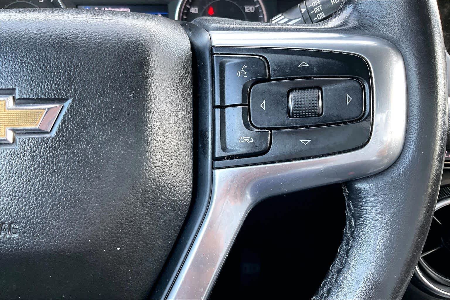 Used 2020 Black Chevrolet LT image 24
