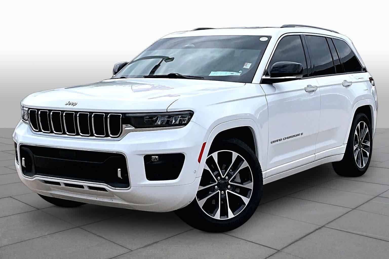 Used 2022 Bright White Clearcoat Jeep Overland image 2