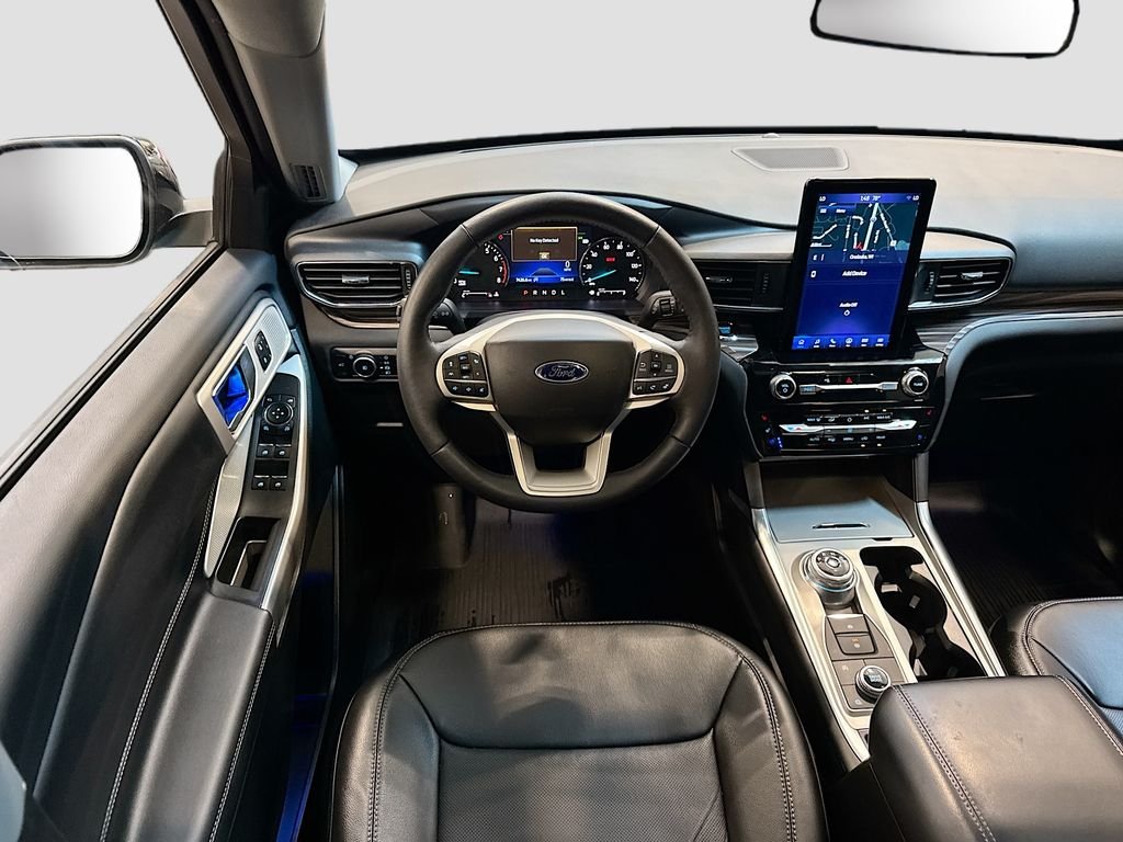 Used 2024 Black Ford Limited image 26
