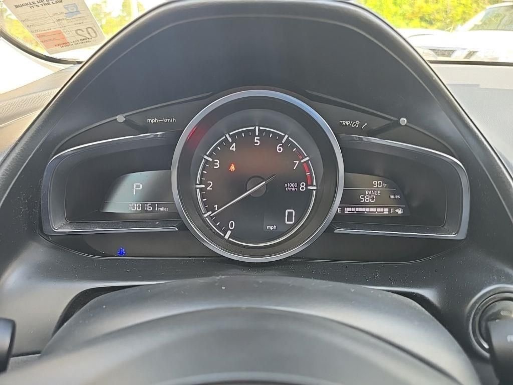 Used 2018  Mazda Grand Touring image 6
