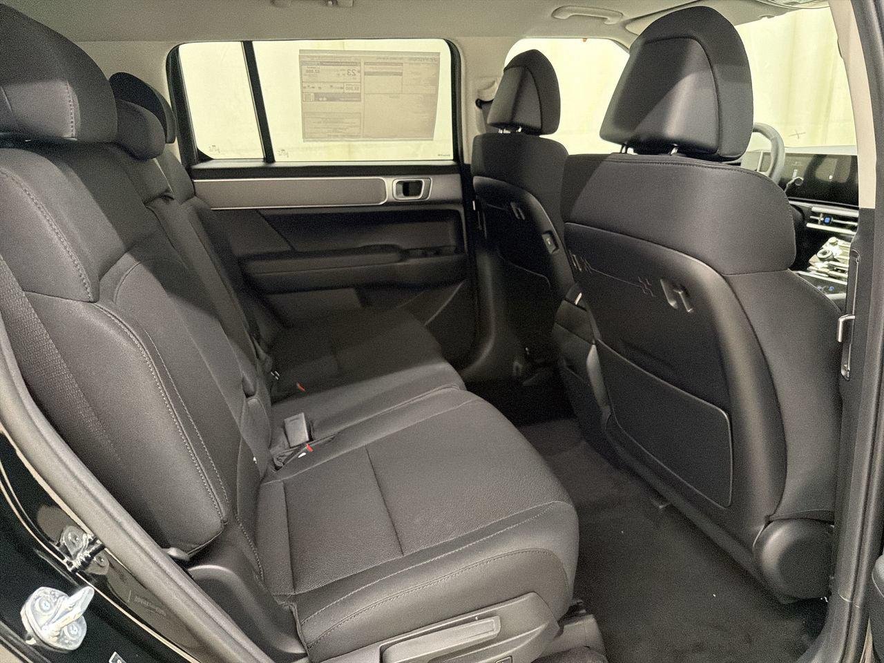 New 2027 Phantom Black Hyundai SE AWD image 19