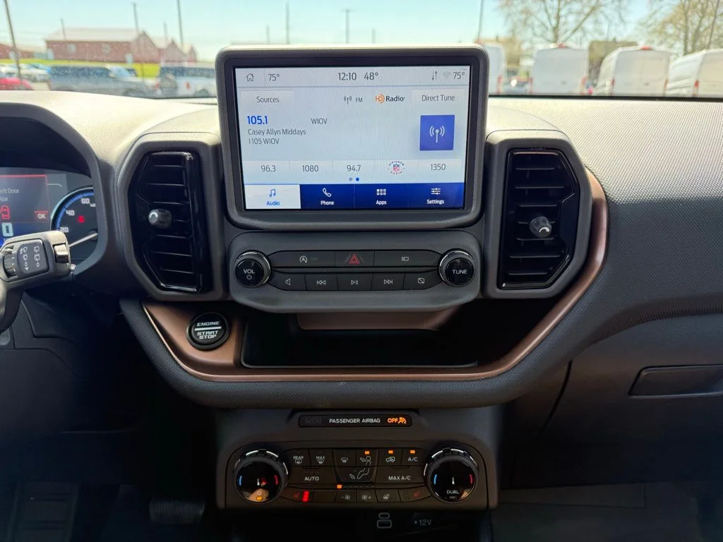 Certified Used 2024 Gray Metallic Ford Badlands image 17