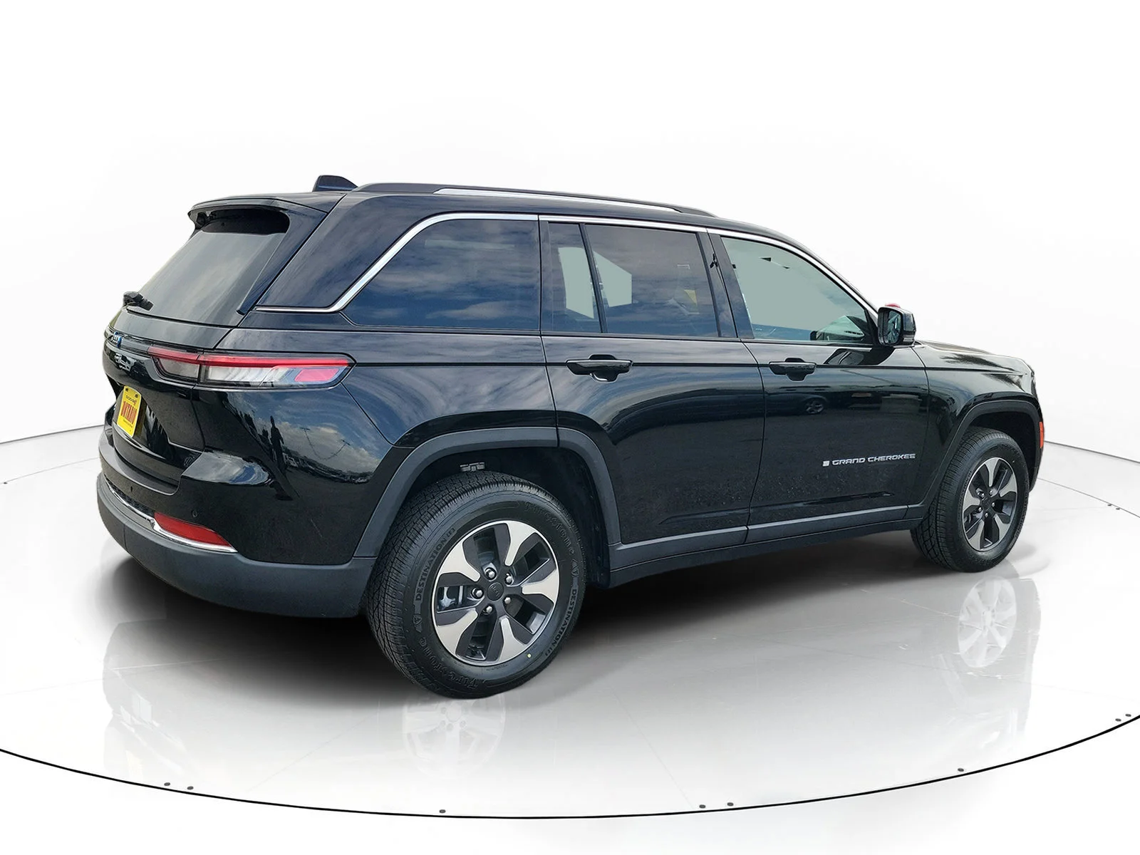 Certified Used 2023 Black Jeep 4xe image 3