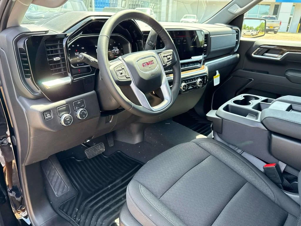 2026 GMC Sierra 1500 SLE - Photo 33