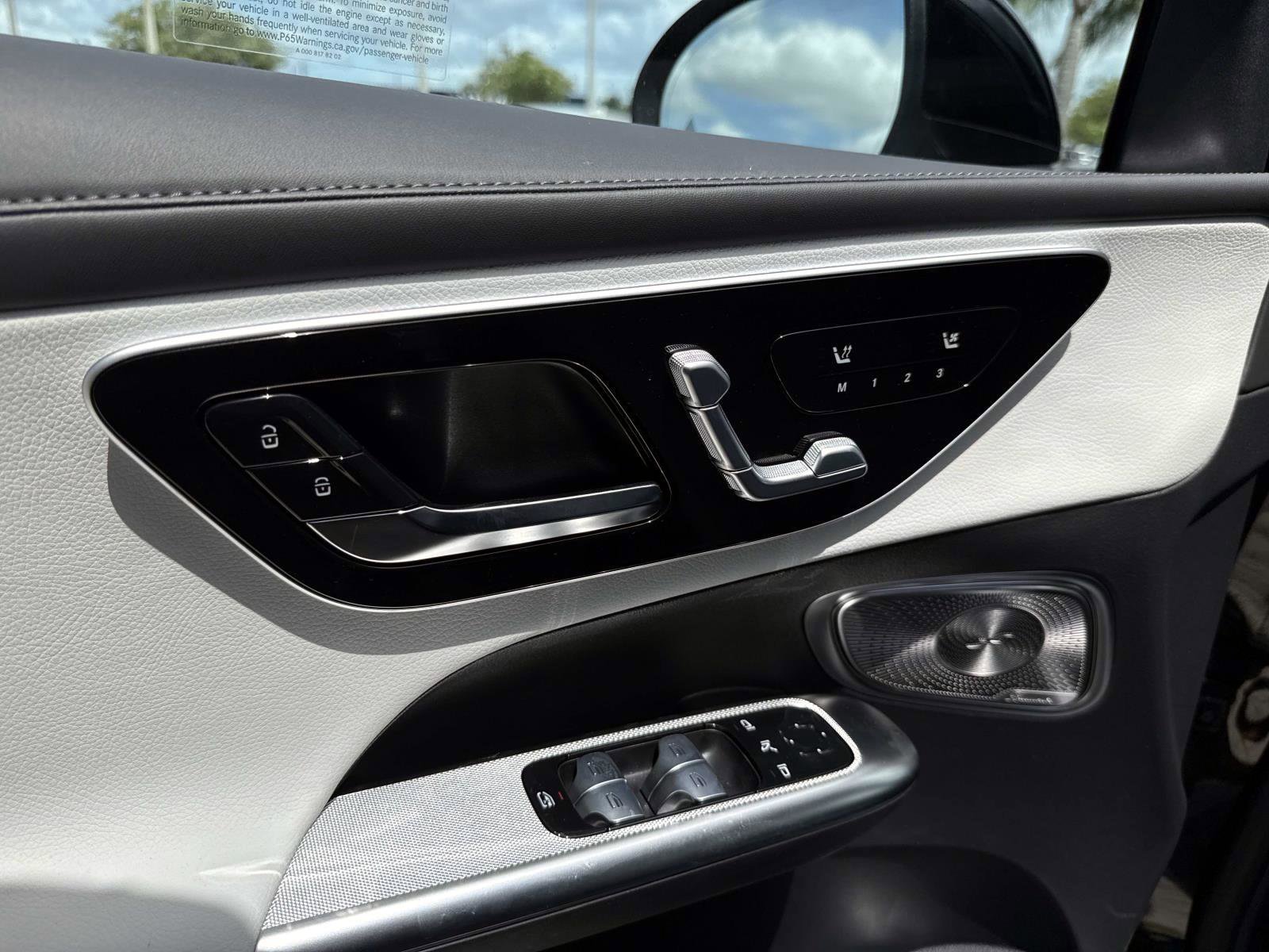 New 2026 Black Mercedes-Benz 300 SUV image 18
