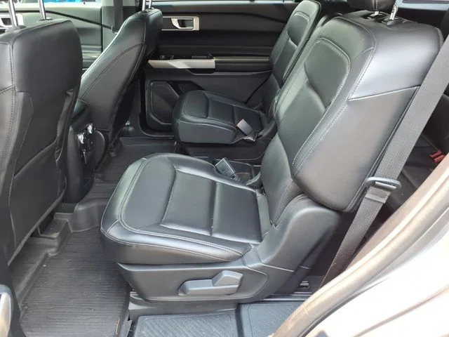 Used 2021 Gray Ford XLT image 17