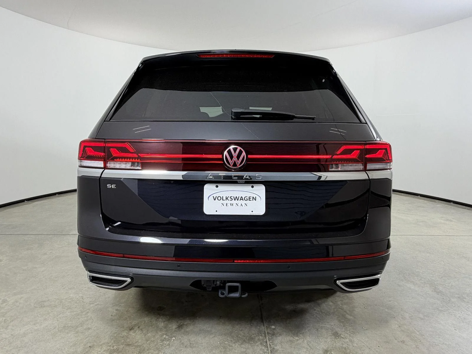 New 2026 Deep Black Pearl Volkswagen 2.0T SE w/Technology image 6