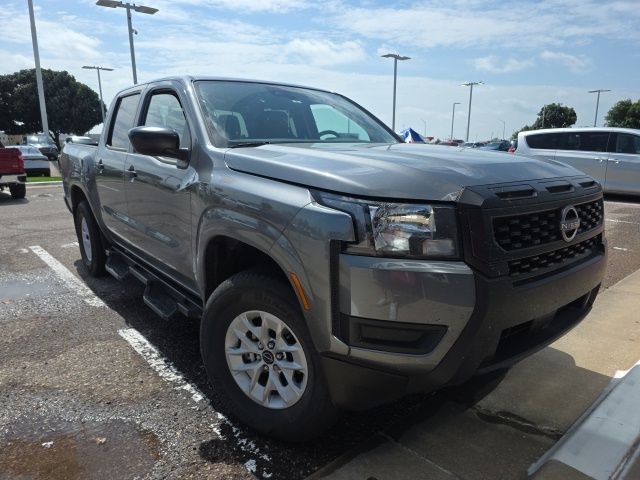 Used 2025 Gray Nissan S image 1
