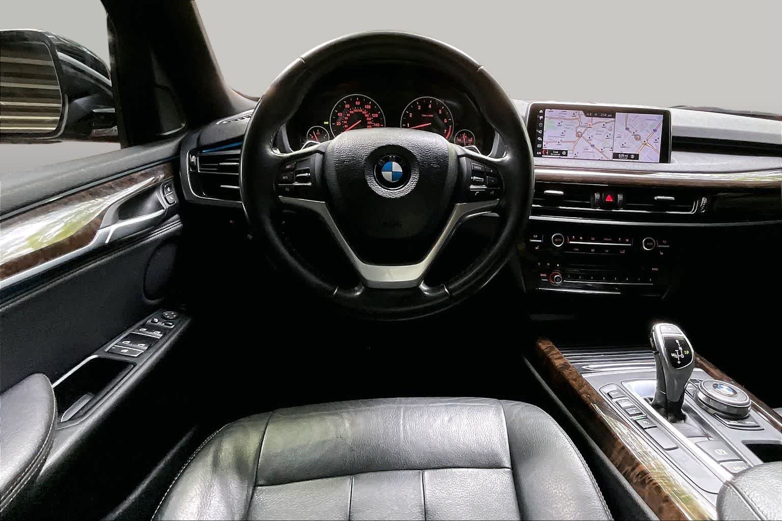 Used 2018 Jet Black BMW sDrive35i image 5