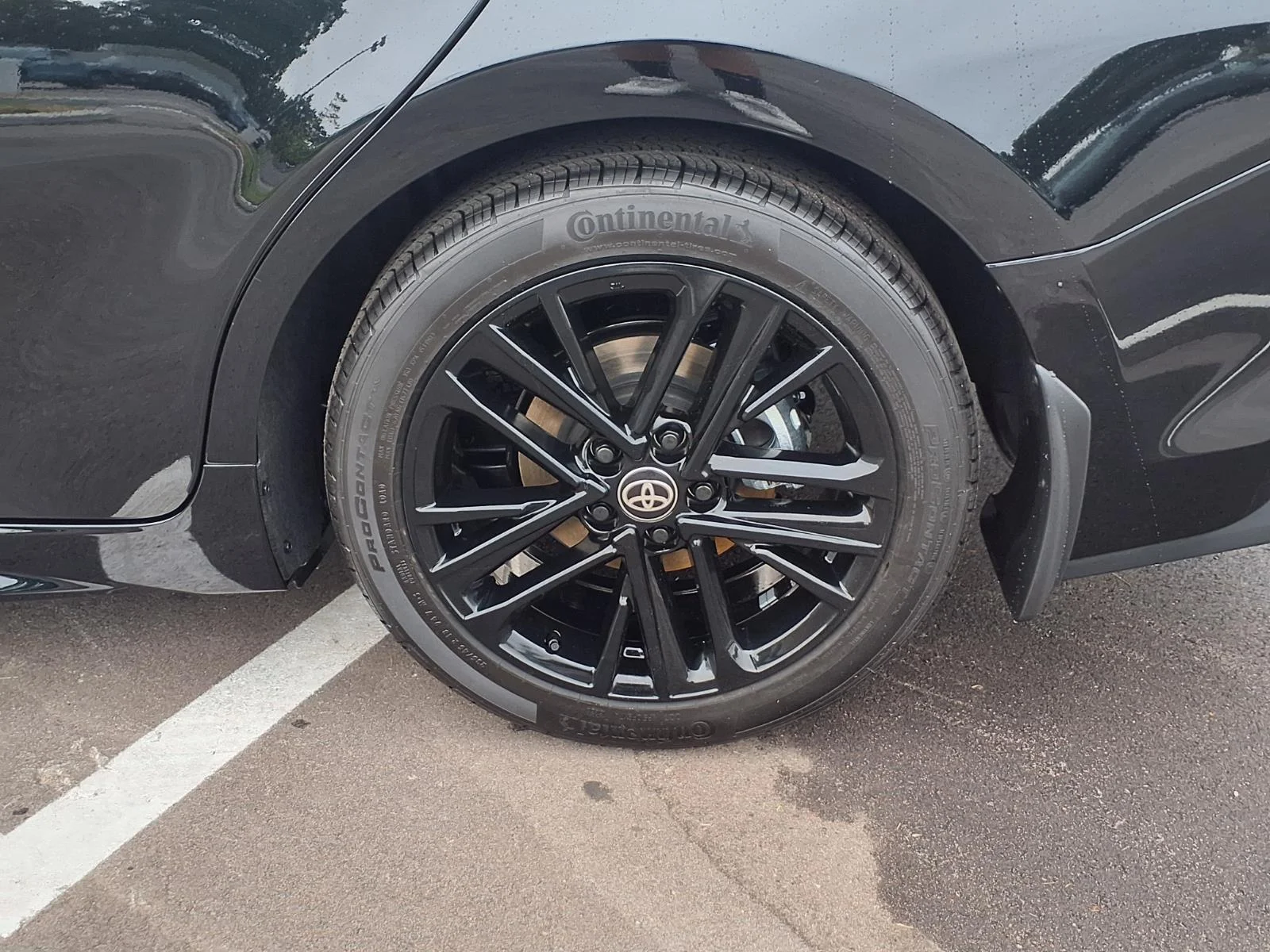 New 2026 Midnight Black Metallic Toyota SE image 15