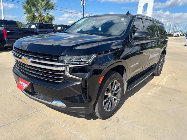 Used 2023 Black Chevrolet LT image 3