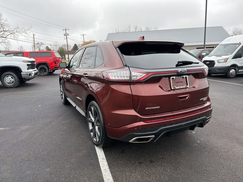 Used 2016  Ford Sport image 5