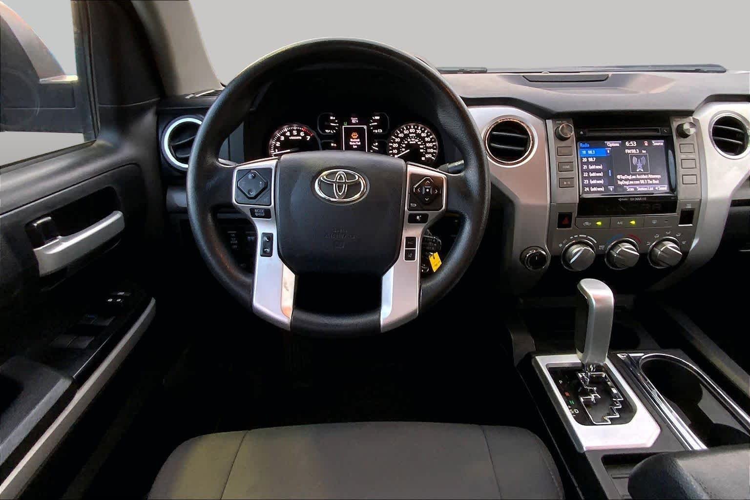 Used 2018 Magnetic Gray Metallic Toyota SR5 image 6