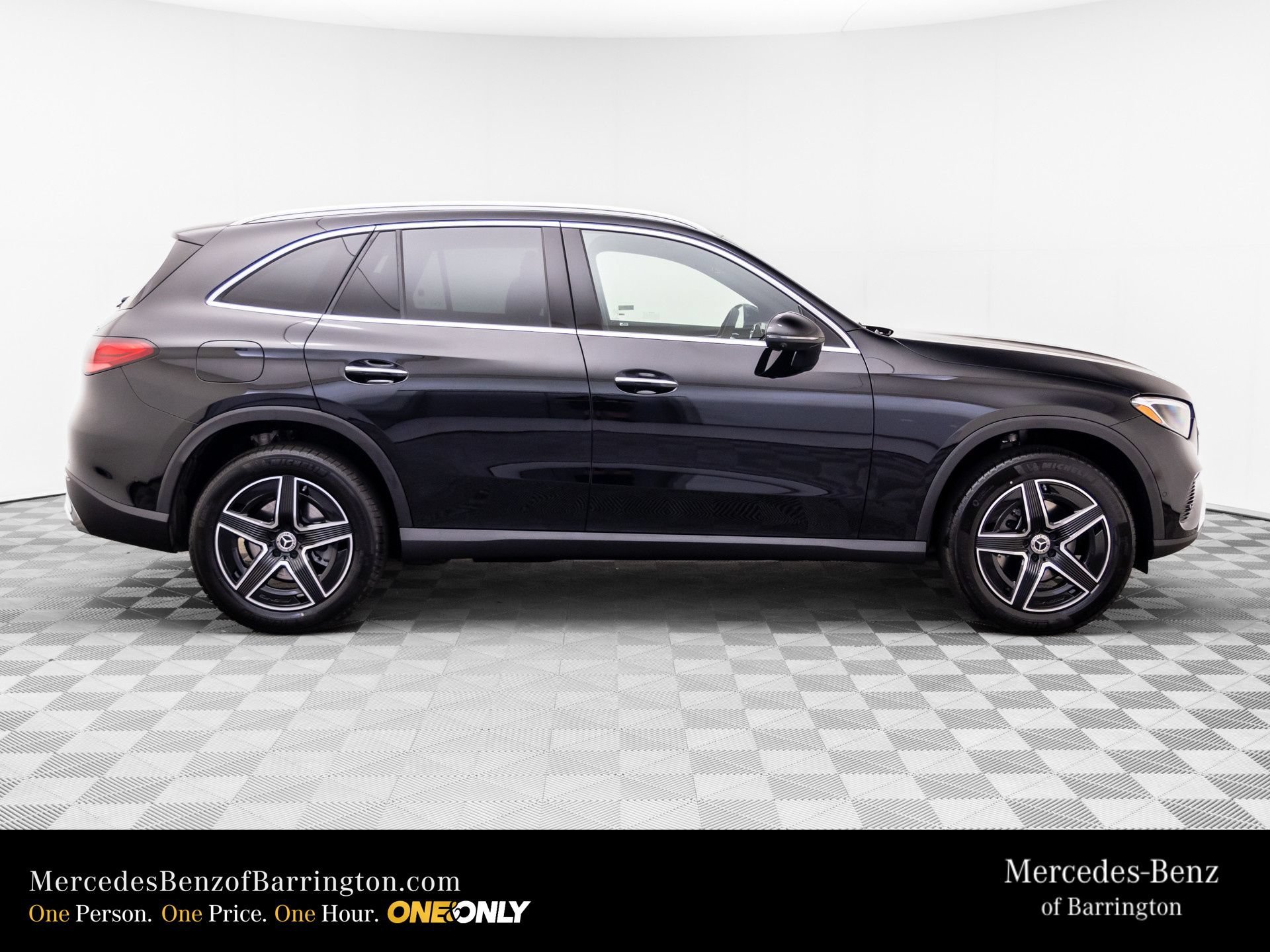 New 2026 Black Mercedes-Benz GLC 300 image 54