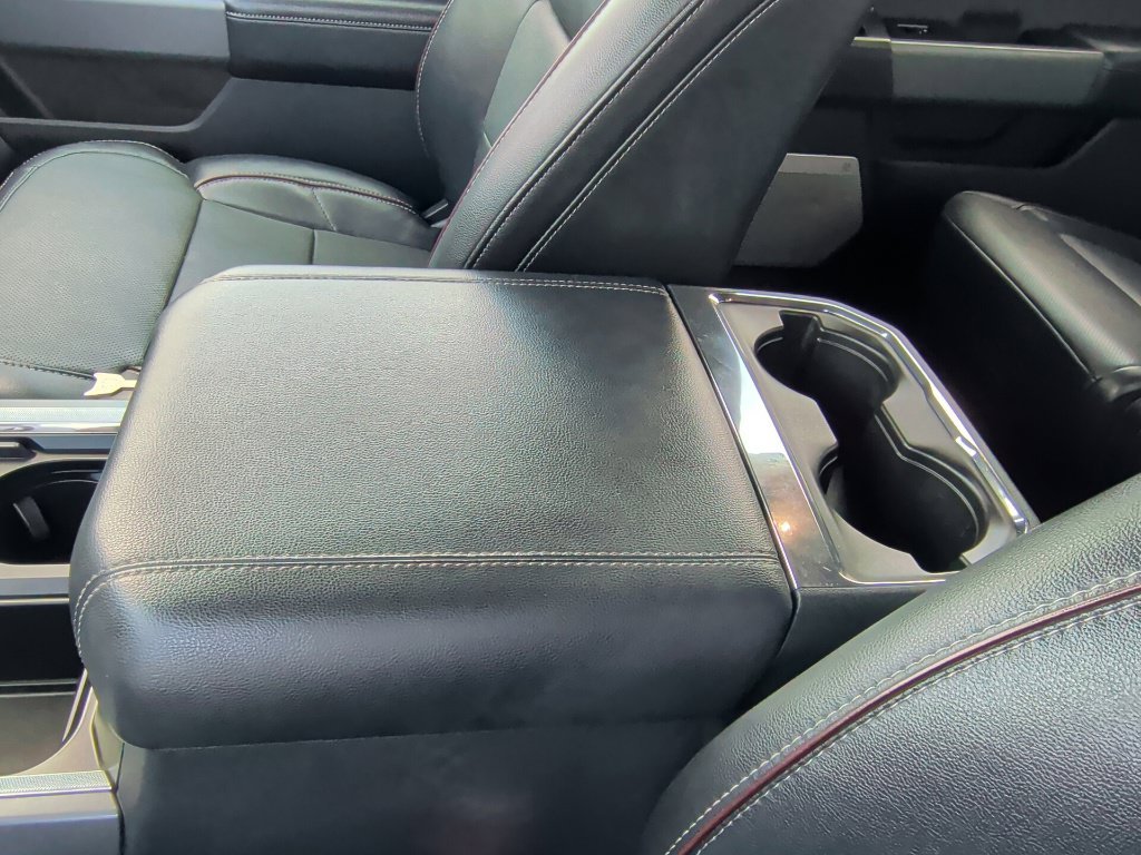 Used 2024 Silver Ford Lariat image 37