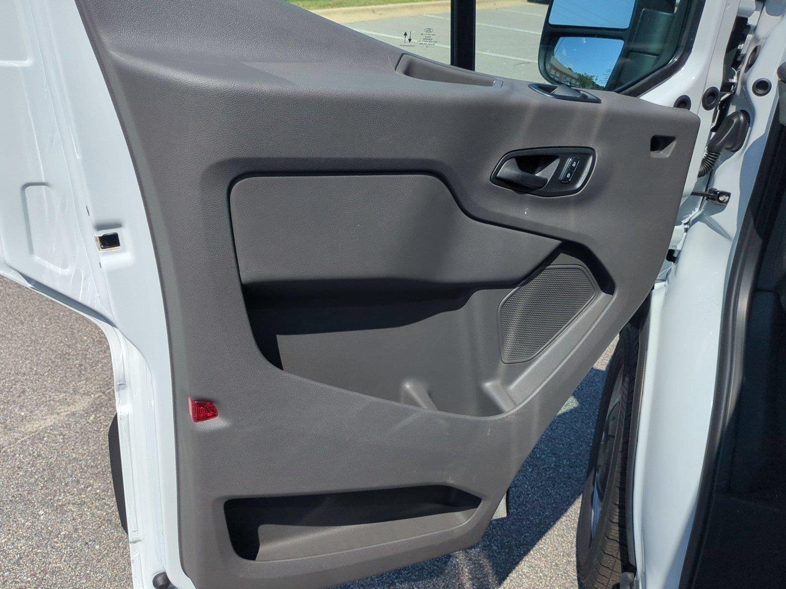 New 2026 Oxford White Ford Cargo Van image 13