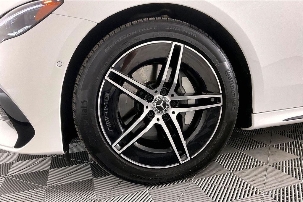 2026 Mercedes-Benz E-Class E350 - Photo 8