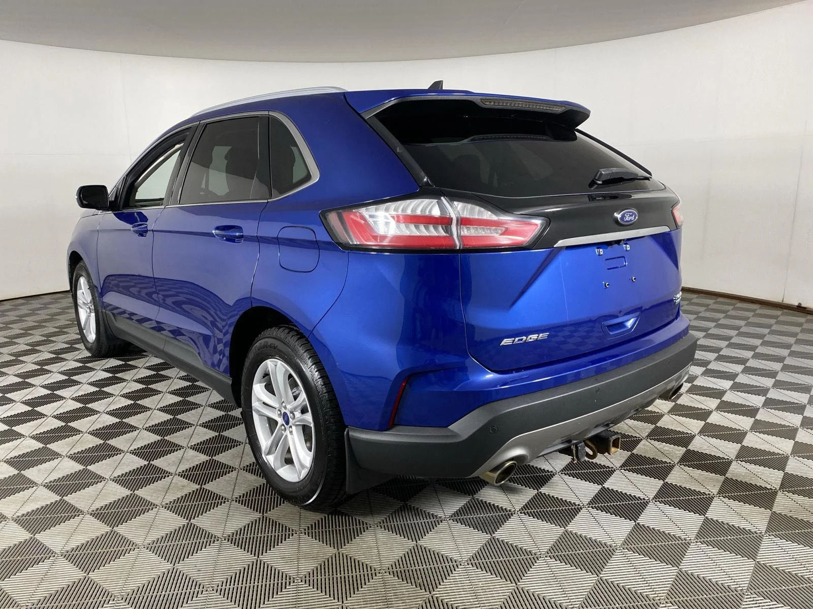 Used 2020 Atlas Blue Ford SEL image 8