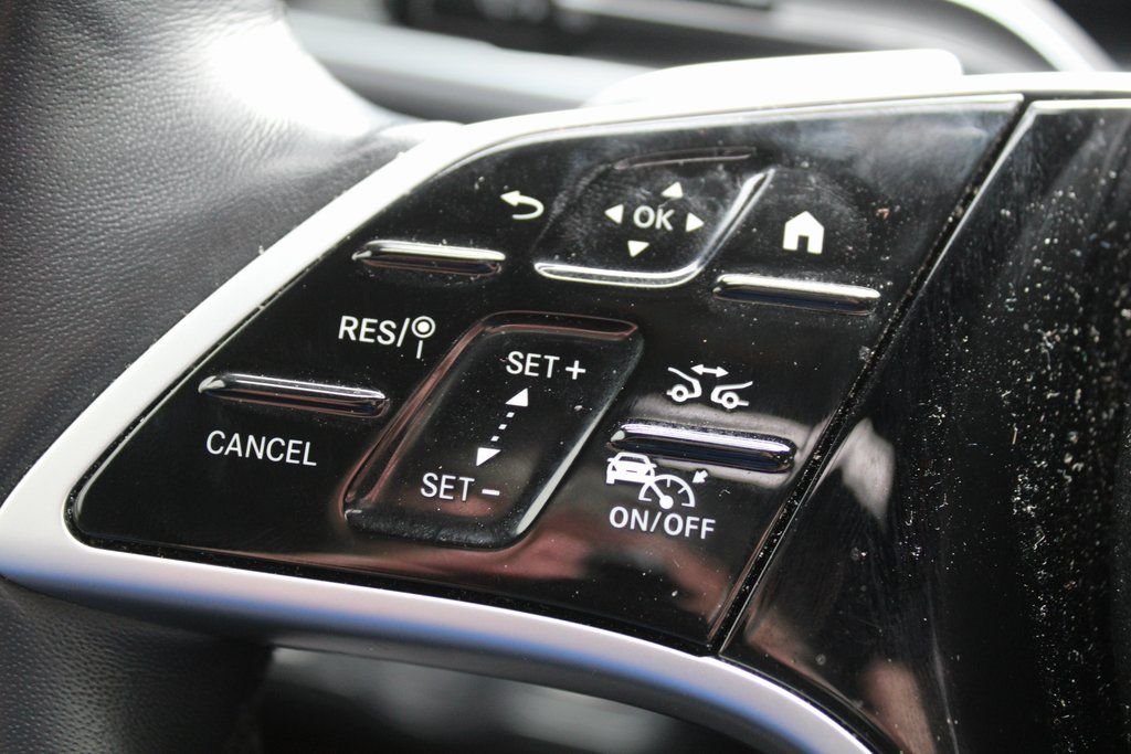 Used 2025 Black Mercedes-Benz GLE 450 image 27