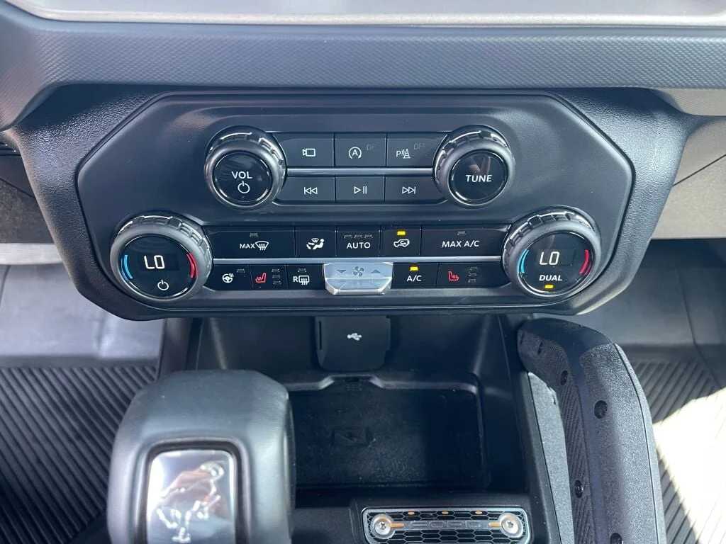 Used 2023 Iconic Silver Ford Raptor image 13