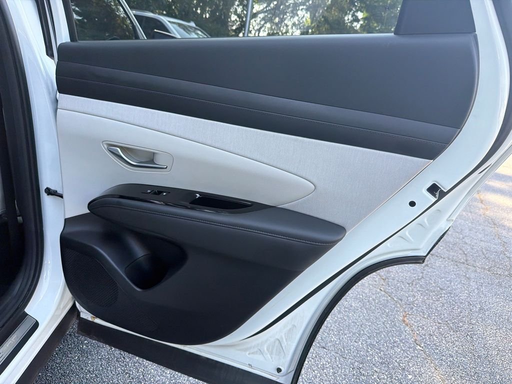 Used 2025 White Hyundai Limited image 16