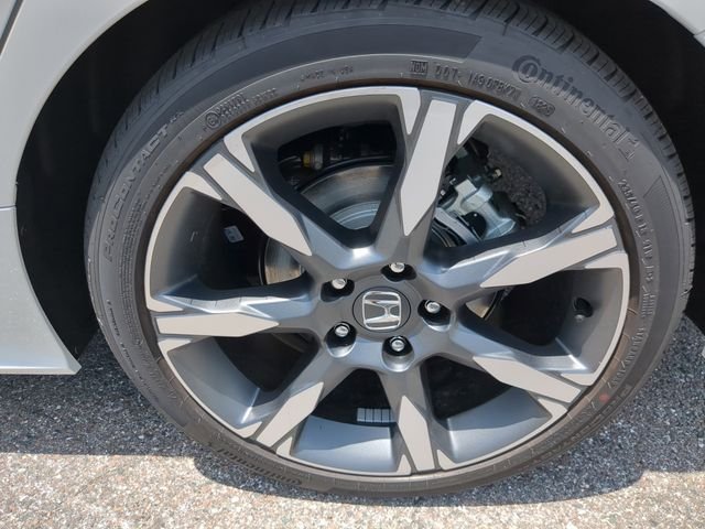 New 2026 Platinum White Pearl Honda Sport Touring image 14