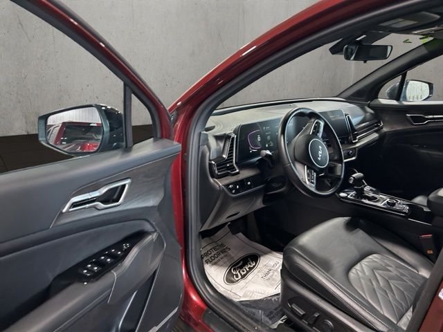 Used 2024 Red Kia X-Line image 14