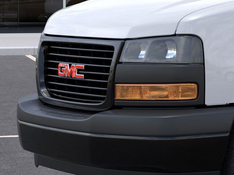 2025 GMC Savana Cargo Work Van - Photo 13